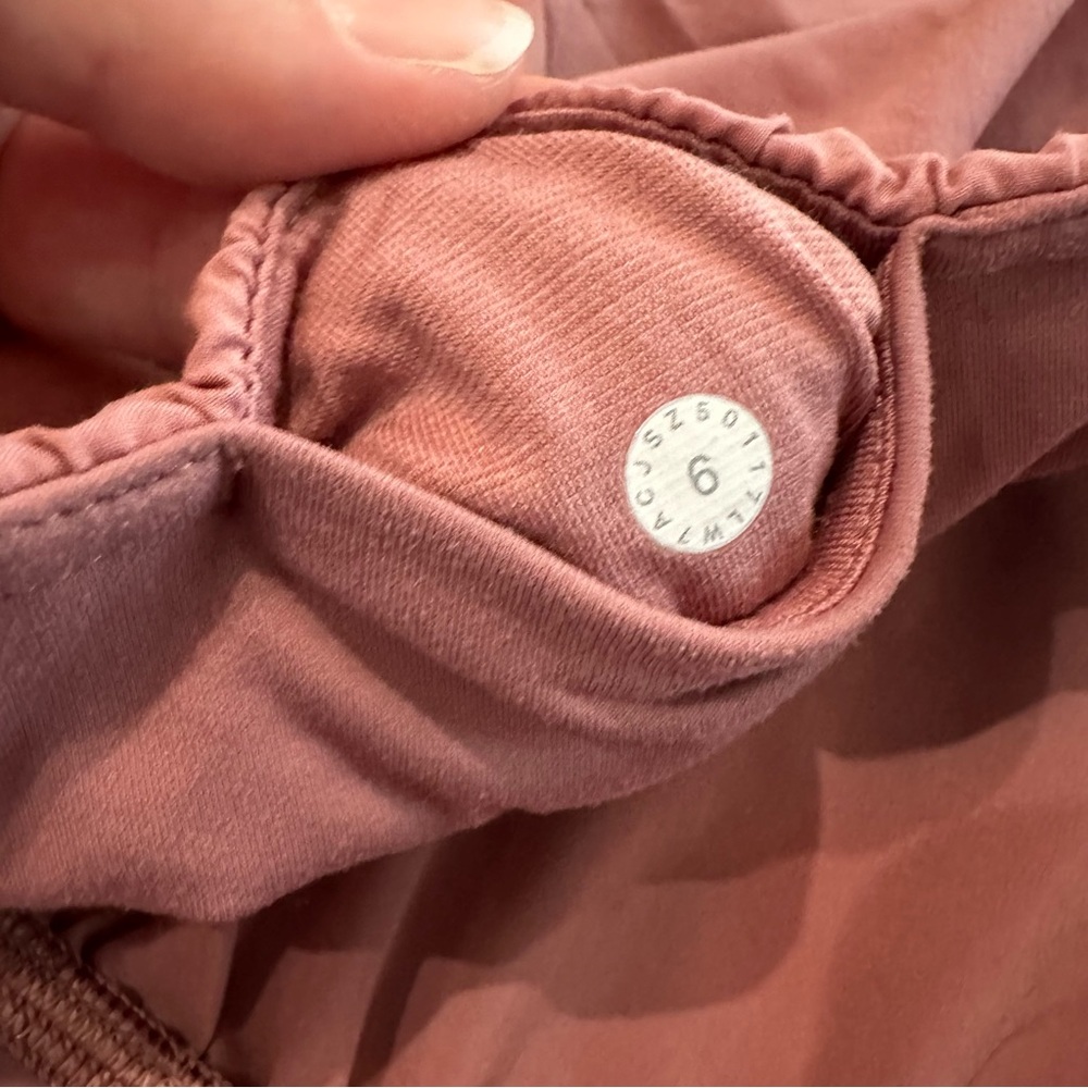 Lulu lemon Lululemon Anew Short 4" Quicksand mauve pink like new size 6 - Picture 13 of 15